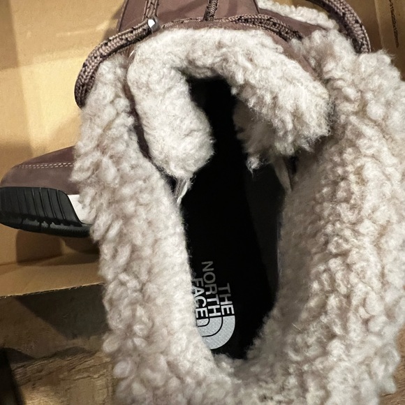 THE NORTH FACE SIERRA MID LACE WATERPROOF BOOTS  $149.00 - Picture 8 of 10